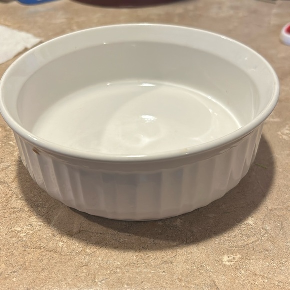 Corning Ware 24 oz - French White white dish - Picture 1 of 4